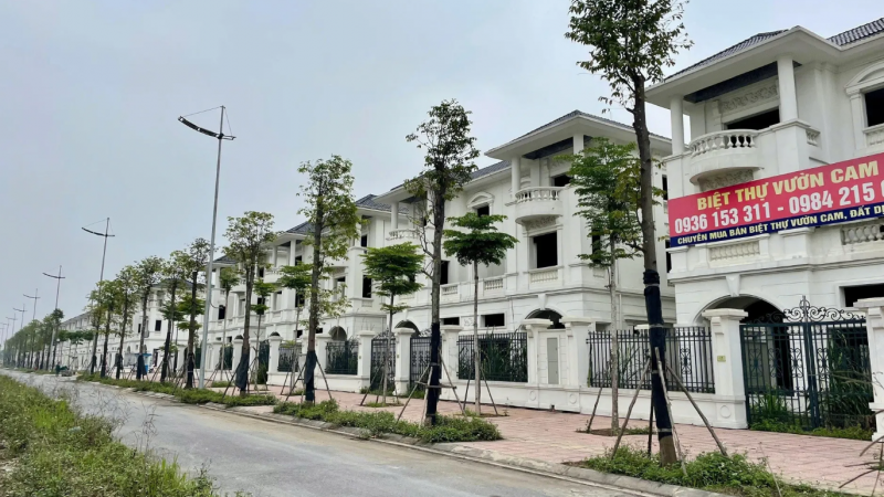 Xót xa hàng chục khu đô thị phía Tây Hà Nội bị bỏ hoang