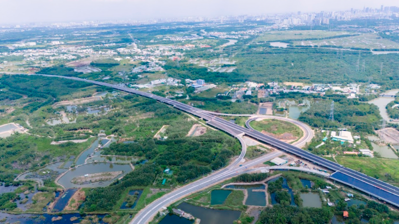 Nghỉ lễ 30/4 - 1/5, lưu ý các phương tiện đi trên cao tốc Bến Lức - Long Thành
