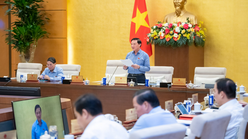 Xoá bỏ tư duy “biên chế suốt đời”, sàng lọc công chức không hoàn thành nhiệm vụ