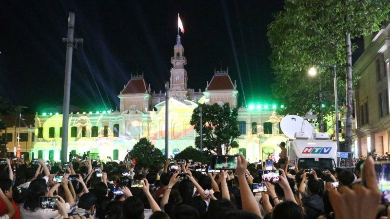 Cập nhật: Trình diễn 3D mapping ấn tượng