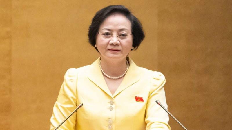 Liên thông cán bộ, công chức cấp xã với cấp tỉnh, thống nhất một chế độ công vụ từ Trung ương đến địa phương
