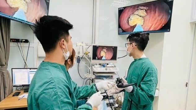 Đau bụng, đầy bụng, khó tiêu kéo dài vì 'thủ phạm' ít gặp 