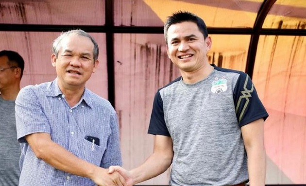 CLB HAGL “nói không” với HLV Kiatisak?