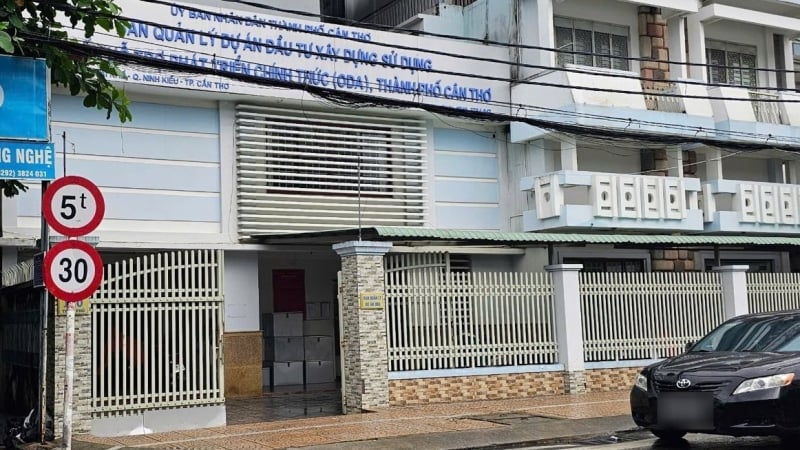 Dù thực hiện dự án nghìn tỷ nhưng Ban Quản lý dự án ODA TP.Cần Thơ vẫn xin tạm ứng ngân sách để trả lương cho cán bộ và tiền điện, nước 