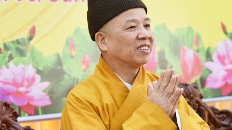 Hòa thượng Thích Thanh Quyết: “Chiêm bái xá lợi Phật là mê tín hay không còn tùy vào nhận thức mỗi người”