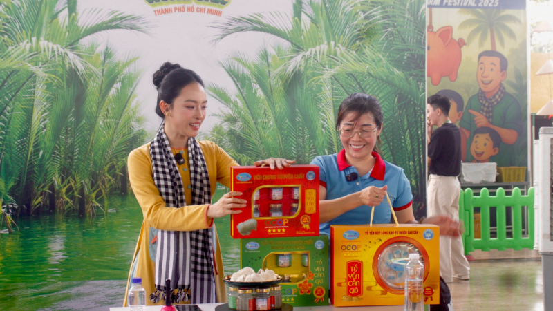 Hoa hậu, KOC “triệu view” livestream bán bánh tráng, bột rau má, yến sào