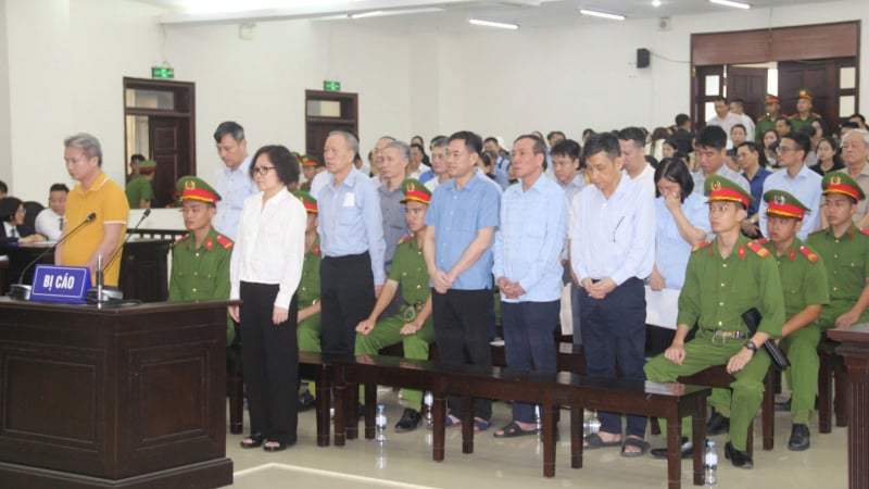 Cựu Chủ tịch FLC đang bị bệnh nên được xét xử vắng mặt