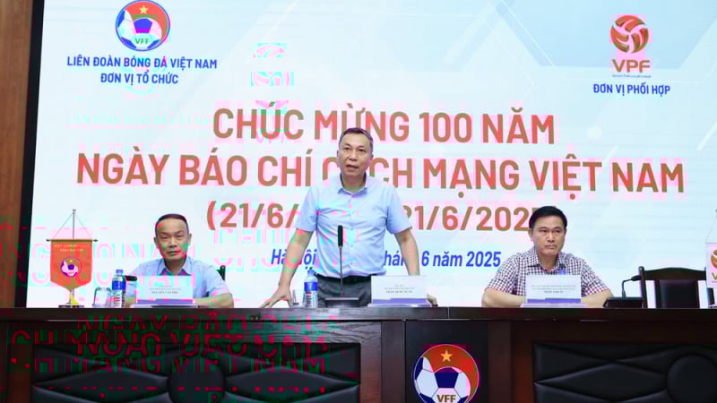 Chủ tịch VFF nói về việc nhập tịch ồ ạt cầu thủ