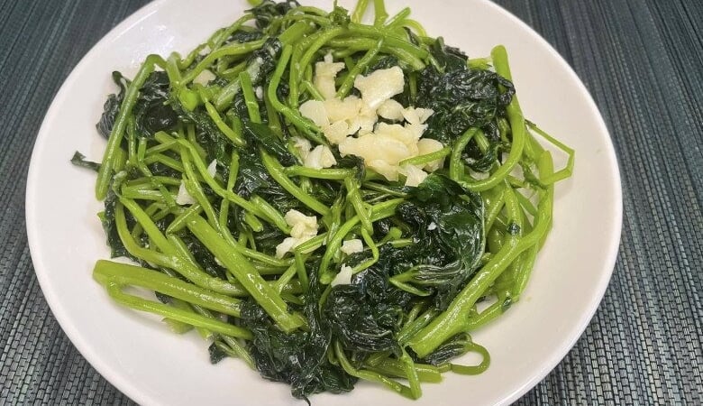 Loại rau chỉ nghe tên thôi đã thấy ngọt nhưng cực ít người biết, rất giàu dinh dưỡng, nấu được đủ món ngon