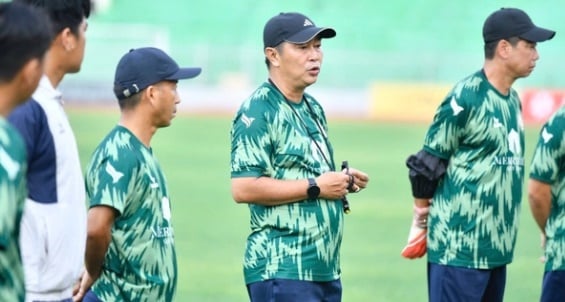 CLB Bình Định: “Trảm' HLV Trần Minh Chiến, đưa HLV Bùi Đoàn Quang Huy trở lại “ghế nóng'?