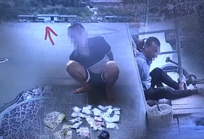 Triệt phá đường dây mua bán ma túy bằng ca nô ở giữa sông Hồng