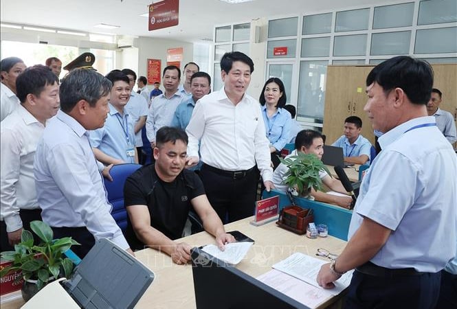 Chủ tịch nước Lương Cường dự sinh hoạt chuyên đề và kiểm tra vận hành chính quyền 2 cấp tại Quảng Ninh