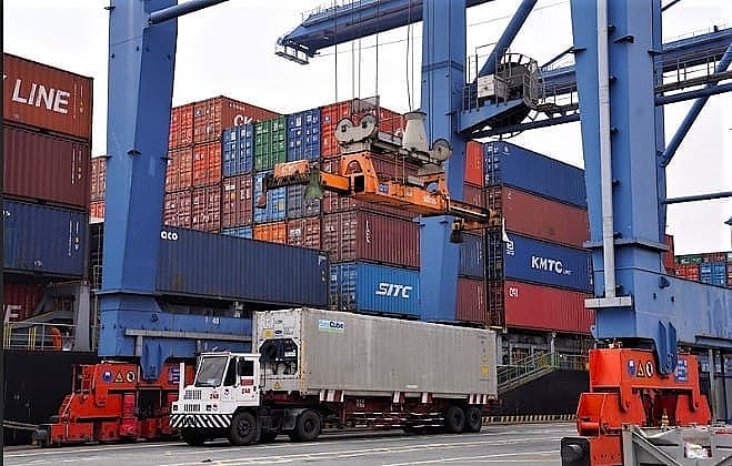 Vì sao các tổ chức quốc tế dự báo trái chiều về tăng trưởng kinh tế Việt Nam năm 2025?
