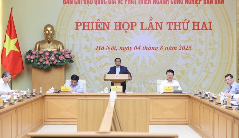 Thủ tướng kêu gọi hiến kế phát triển bán dẫn, đưa Việt Nam vào chuỗi cung ứng toàn cầu