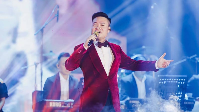 NSƯT Hoàng Tùng đưa khán giả trở về miền ký ức trong chương trình kỷ niệm 50 năm Ngày Giải phóng miền Nam