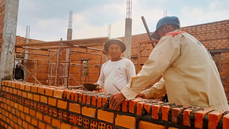 Bình Thuận: Khẩn trương thực hiện xóa nhà tạm, nhà dột nát cho người dân