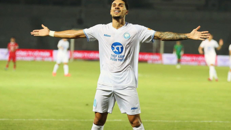Tin tối (27/4): Hendrio đạt thoả thuận gia nhập Hà Nội FC, mở đường khoác áo ĐT Việt Nam