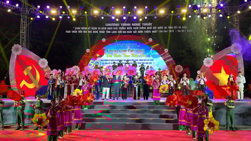 Độc đáo chương trình nghệ thuật kỷ niệm 50 năm giải phóng miền Nam và nền văn học nghệ thuật tỉnh Lạng Sơn
