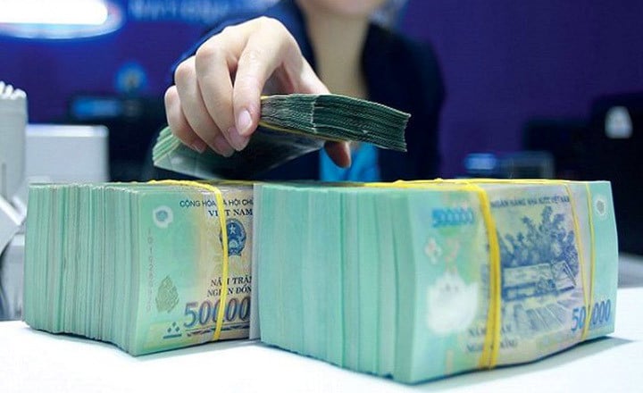 Lãi suất ngân hàng cao nhất hôm nay 8/5: Lãi suất 'top' đầu vượt 6%
