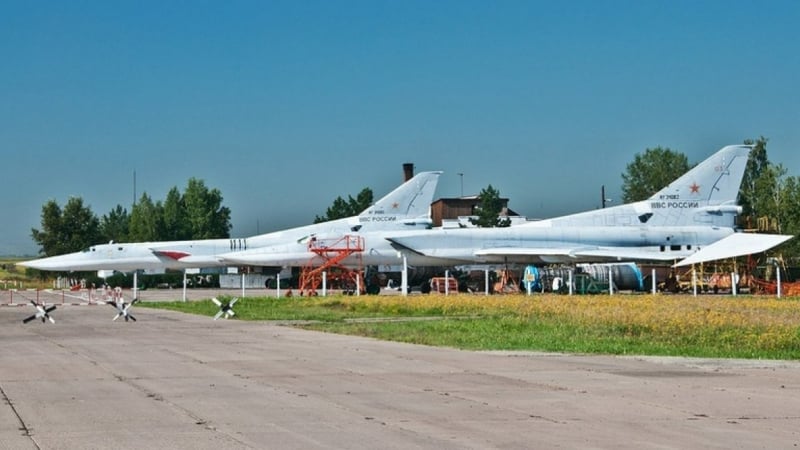 Nga triển khai hơn 40 oanh tạc cơ Tu-22M3 tới căn cứ Belaya khiến Ukraine 'ngồi trên đống lửa'