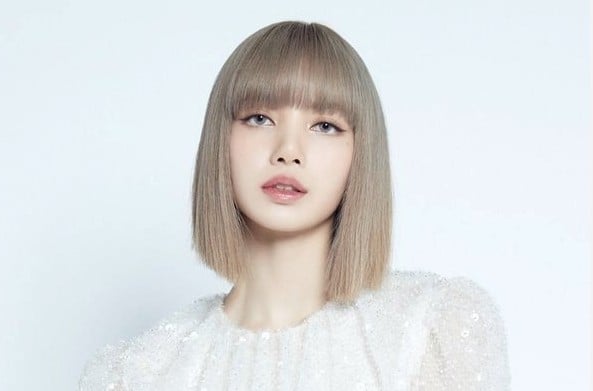 Khối tài sản đồ sộ của mỹ nhân sinh năm 1997 từng được bầu chọn là đẹp nhất thế giới