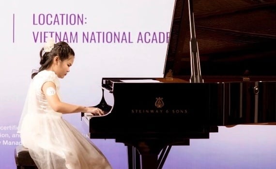 Tôi không cần gì cho mình, tôi chỉ cầu xin một phép màu cho con