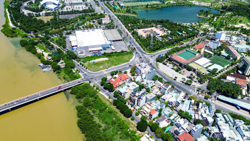 Cận cảnh nút giao cầu Hoà Xuân, nơi Đà Nẵng đầu tư hơn 1.500 tỷ đổng để xoá ùn tắc