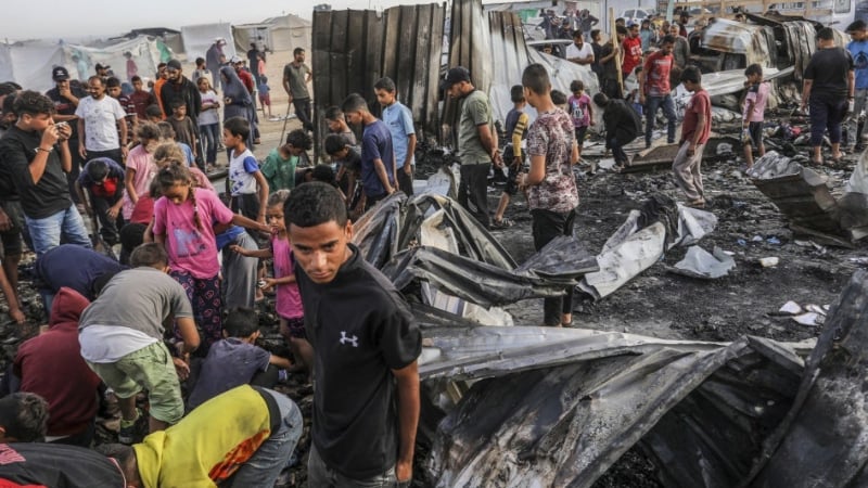 Israel nã bom dồn dập, Gaza chìm trong 'hố sâu địa ngục' khi hàng trăm người chết, Liên Hợp Quốc cảnh báo thảm họa