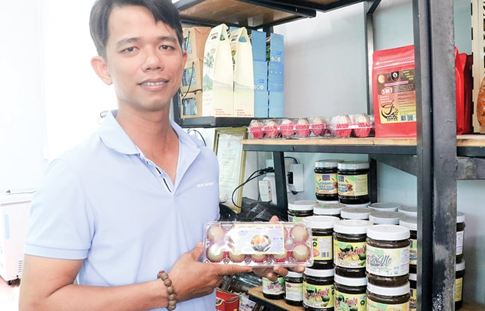 Nuôi chim quý hiếm như nuôi gà ta, bán dễ như ăn kẹo, trai Cần Thơ có của ăn của để