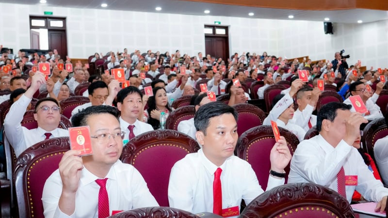 Thường trực Tỉnh ủy Nghệ An yêu cầu không mua quà tặng, tổ chức văn nghệ chào mừng tại Đại hội Đảng cấp xã, phường 