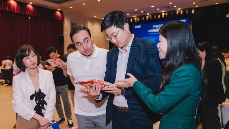 Bắt tay nhau, lên sàn online, đưa nhanh món ngon Việt ra chợ ngoại