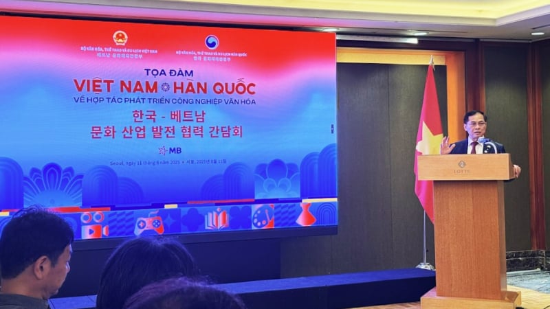 Show Gia đình Haha, Anh trai vượt ngàn chông gai xuất hiện tại Tọa đàm cấp cao Việt – Hàn