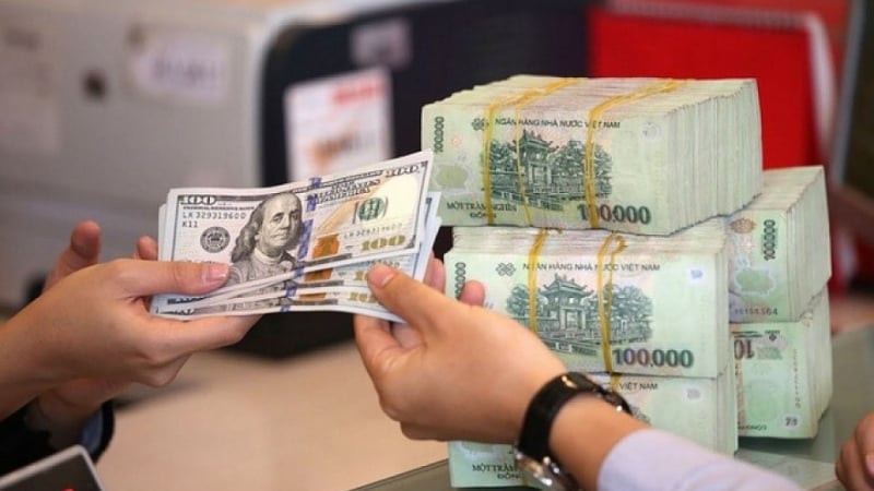 Giá USD hôm nay 19/8: Tỷ giá ngân hàng cao nhất từ trước đến nay