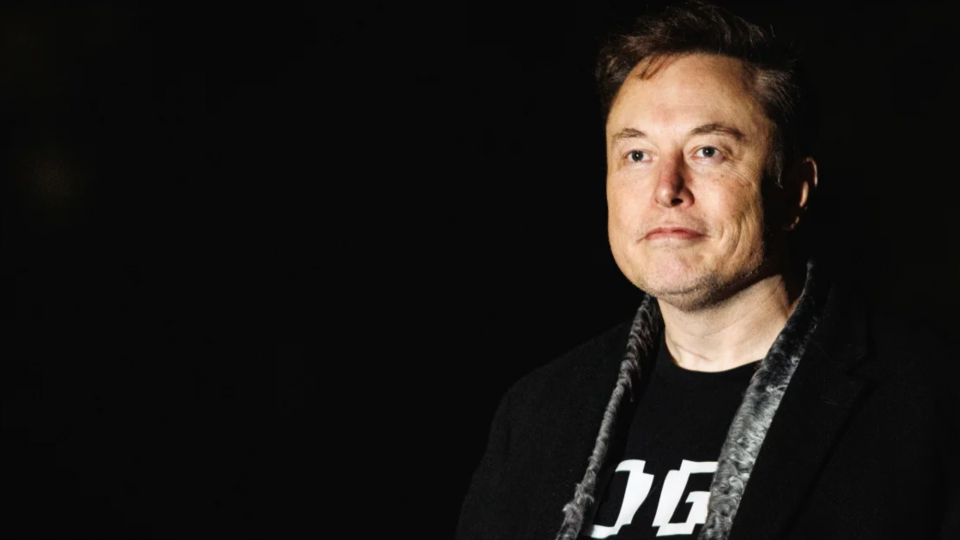 Ông Trump tuyên bố mua xe Tesla để ủng hộ Elon Musk