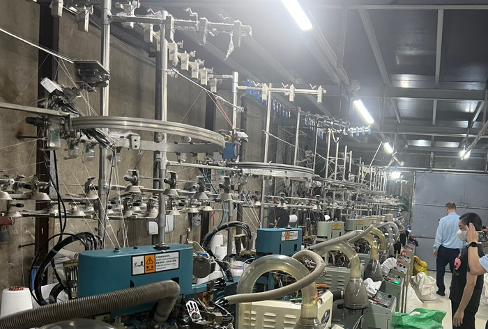 Sau sữa và thuốc giả, đến lượt tất giả mạo nhãn hiệu bị phát hiện