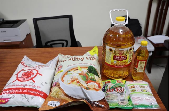 Cách nhận biết dầu ăn, mì chính, hạt nêm giả bằng mắt thường