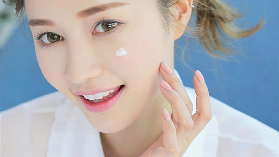 Cách chăm sóc da chuẩn nhất cho những ngày thay đổi thời tiết