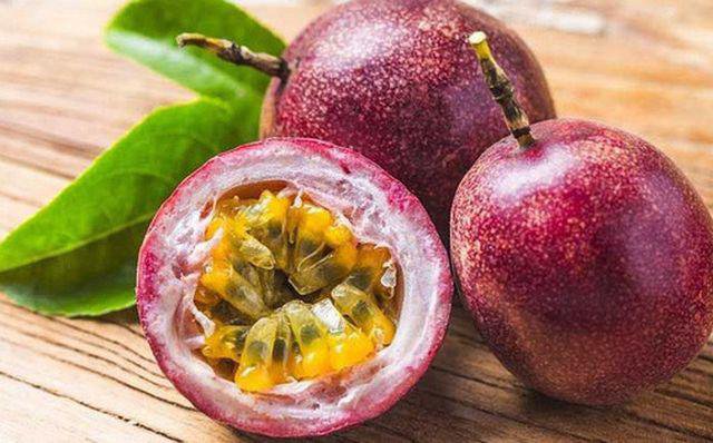 Cách chăm sóc da bằng chanh dây: Bí quyết dưỡng da từ thiên nhiên cho làn da khỏe đẹp