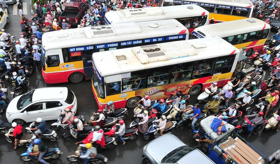 Hà Nội không thay đổi lộ trình hạn chế xe máy 4 quận nội đô