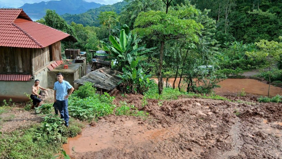 Nông Thôn Tây Bắc: Nhiều hộ dân phải di dời do mưa lớn