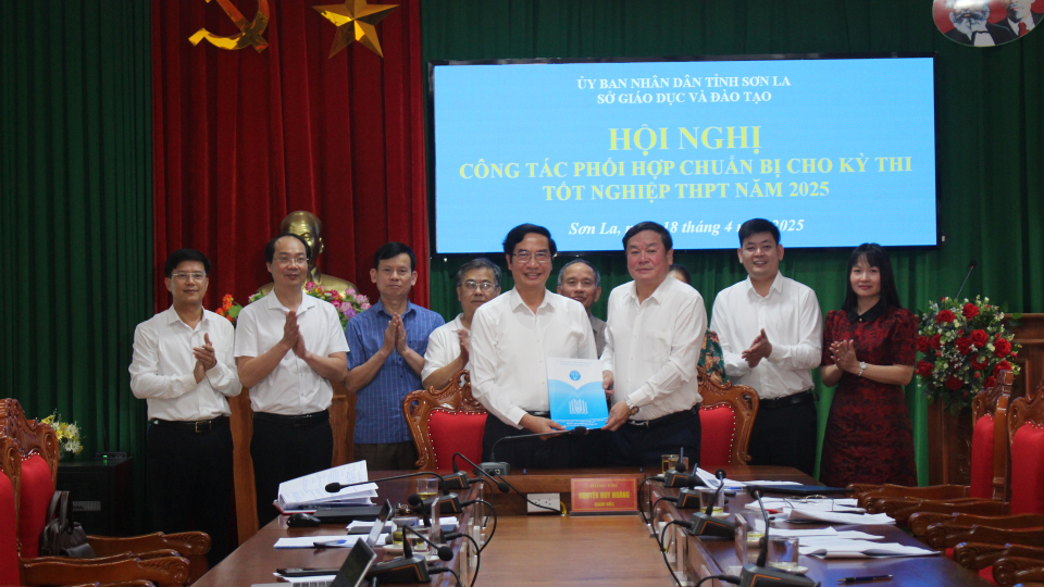 Sở Giáo dục và Đào tạo Sơn La cùng các tổ chức đoàn thể chuẩn bị chu đáo kỳ thi tốt nghiệp THPT