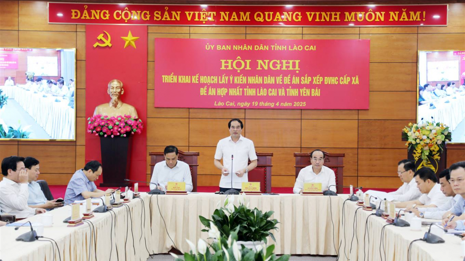 Lào Cai: Lấy ý kiến nhân dân về sáp nhập xã và hợp nhất tỉnh