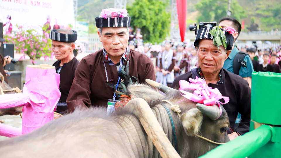 Lễ hội Sú Khon Khoài - Nét văn hoá độc đáo của đồng bào Lự ở Lai Châu