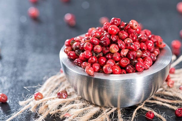 Thị trường hạt tiêu trong nước vẫn chưa có động lực tăng giá rõ rệt, sức tiêu thụ chậm, tâm lý chờ đợi