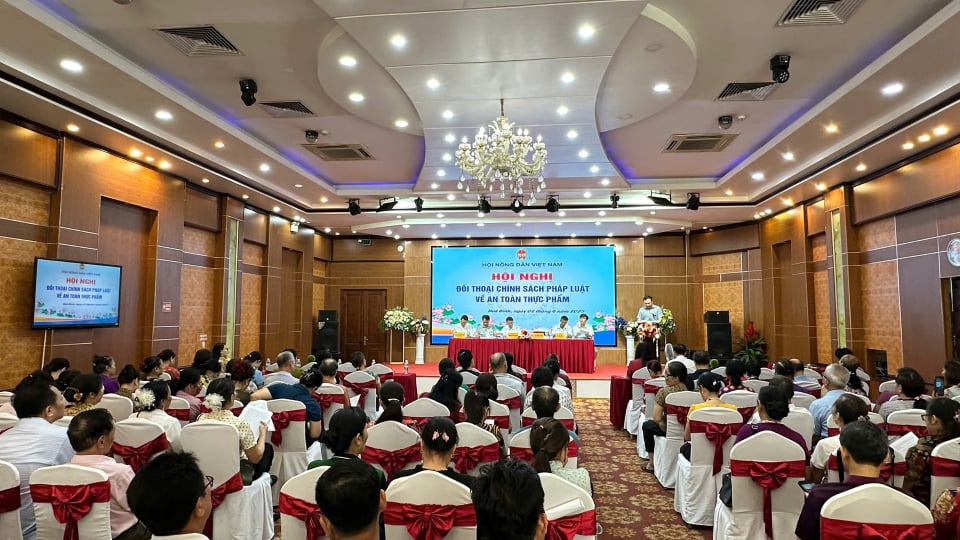 Hòa Bình: Nông dân đối thoại trực tiếp về chính sách an toàn thực phẩm, gỡ vướng cho nông sản sạch