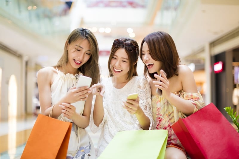 Gen Z và Thế hệ Alpha: Giải mã tâm lý mua sắm và cách tiếp cận hiệu quả