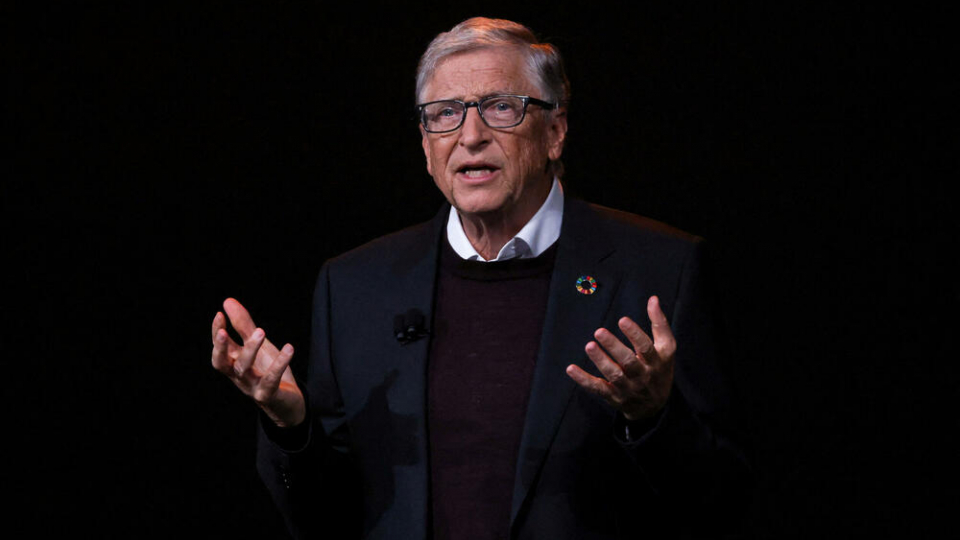 Tỷ phú Bill Gates đã sụp đổ bất ngờ và đau đớn như thế nào?