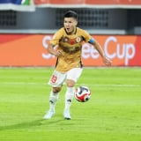HLV Kim Sang-sik ‘khó thở’ vì Quang Hải