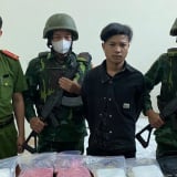 Thanh niên người Lào đưa 3 kg ma túy sang Việt Nam trú ở khách sạn bị bắt, Biên phòng Quảng Trị khởi tố vụ án