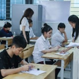 Chỉ đạo của Chủ tịch Hà Nội về kỳ thi tốt nghiệp THPT 2025, tuyển sinh 10 và 3 cấp 